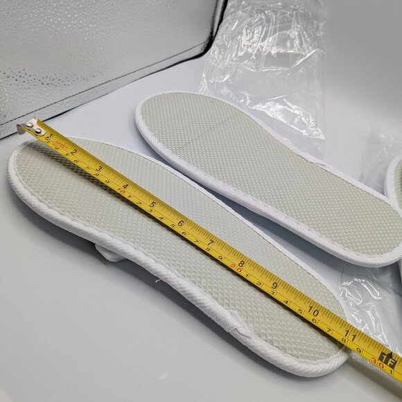 Celebrity Cruise Line Spa Slippers Set of 2 New in Package Medium/Large - Picture 3 of 4